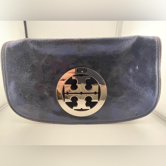 Tory Burch Handbags - Tory Burch Leather Clutch Bag In brown.